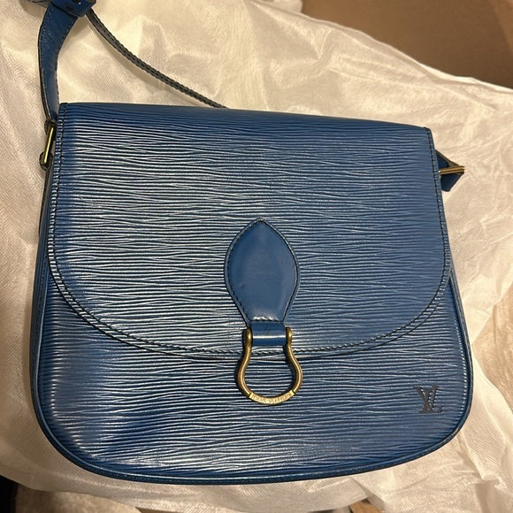 M got BAGS! Live show Friday !! - Picture 8 of 9